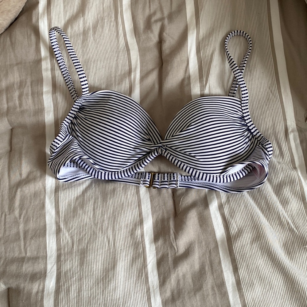 Bikini top striped